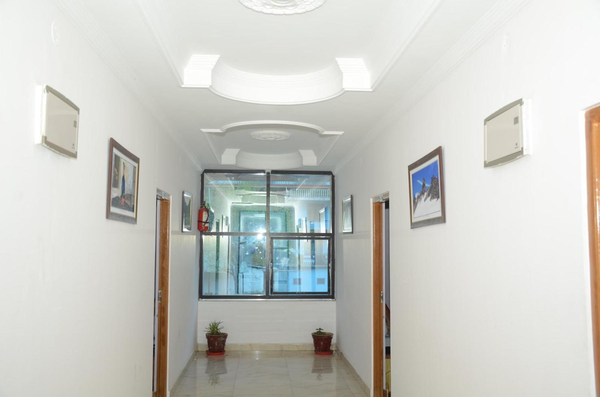 Hotel Alpine View Sarāhan Exterior photo