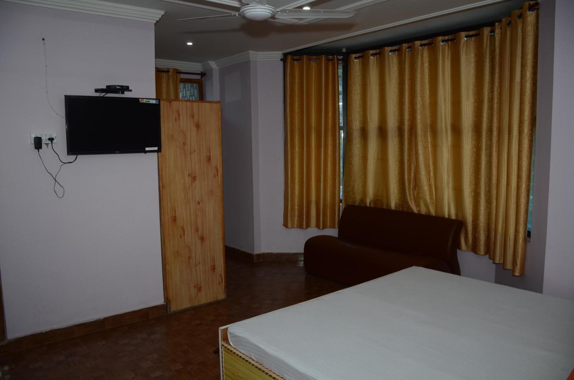 Hotel Alpine View Sarāhan Exterior photo